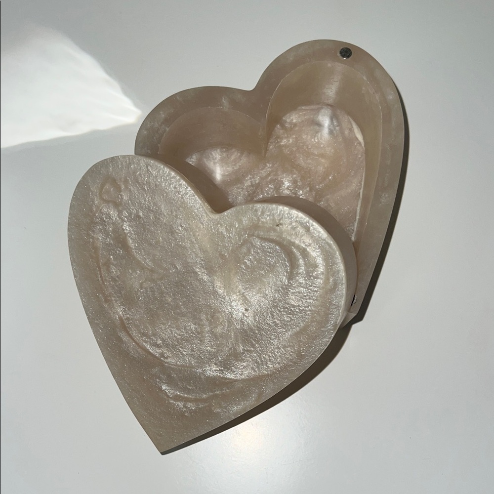 Heart-Shaped Pearl Jewelry Box